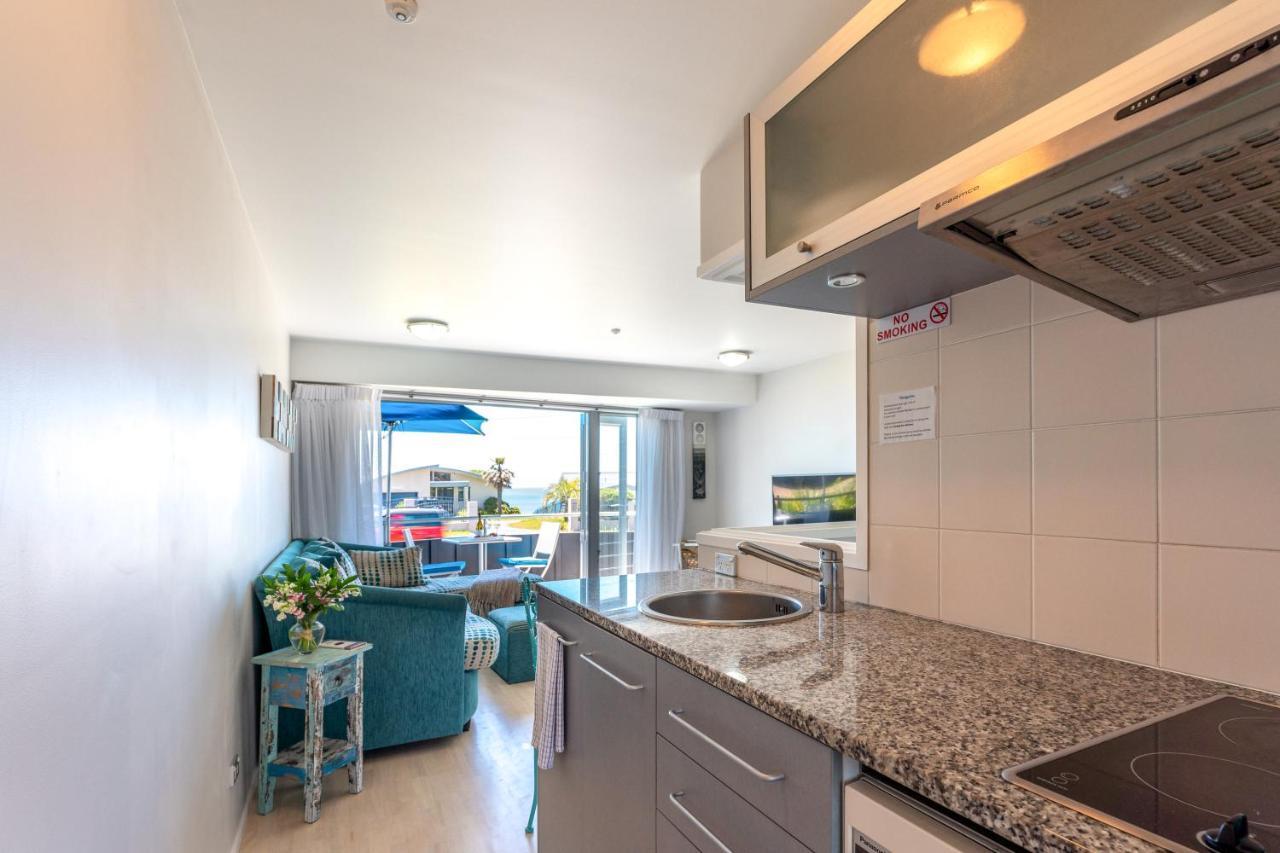 Oneroa Bay Villas エクステリア 写真